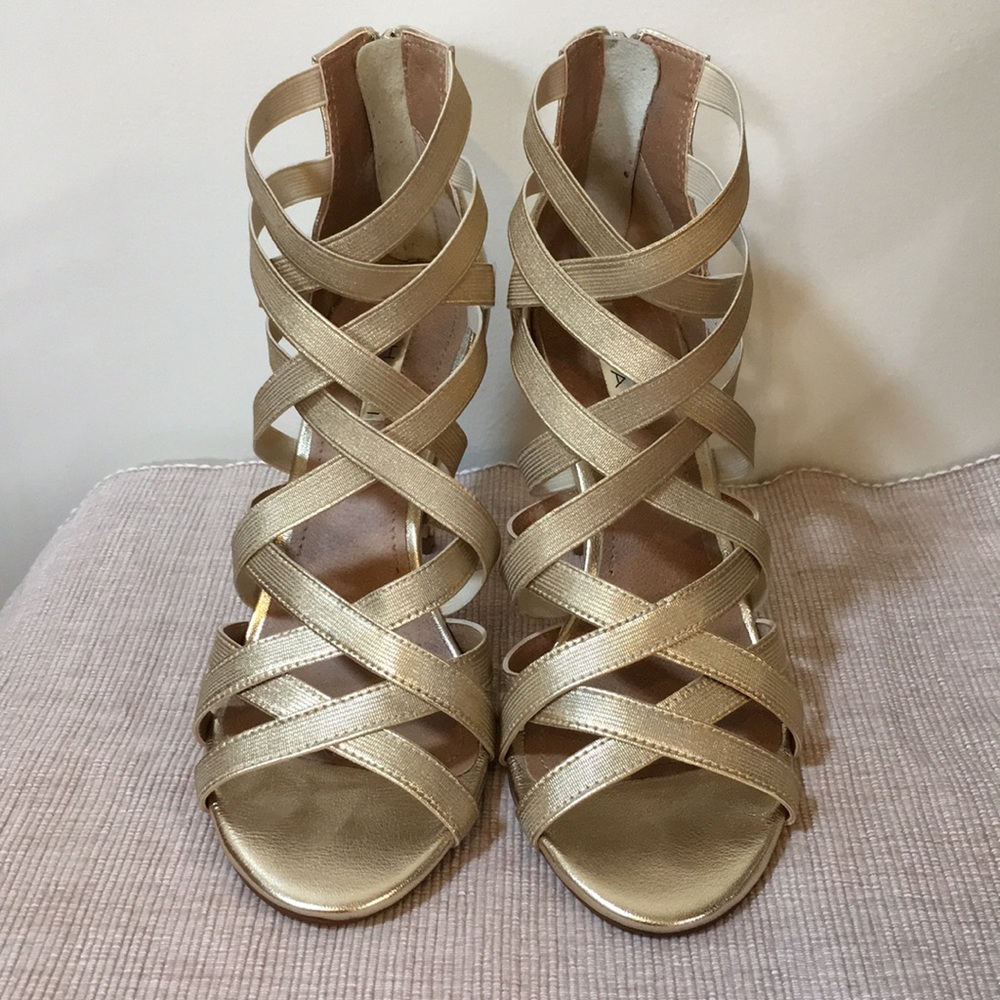 Tahari Gold and Gorgeous Heels